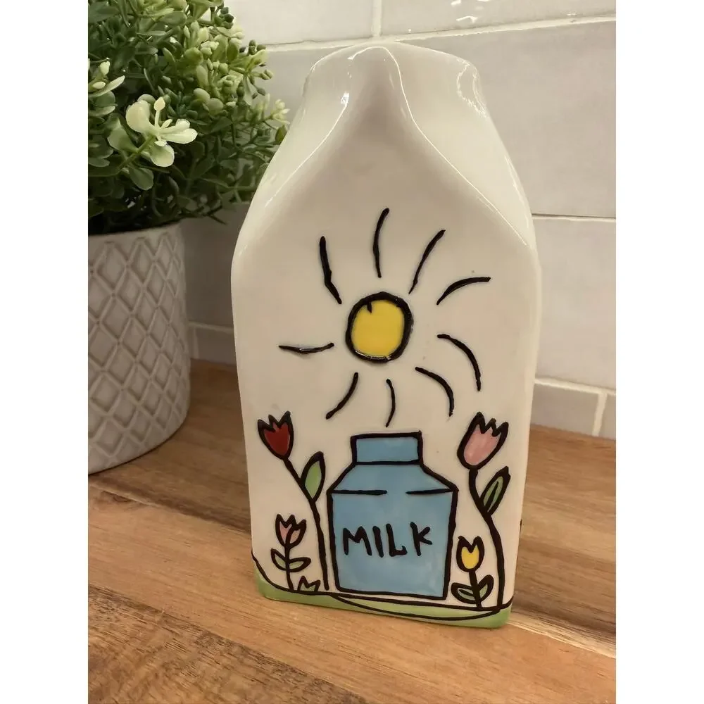 VTG Ganz Ceramic Milk Creamer Carton with Spout Drawn Cows and Flowers - Picture 5 of 9